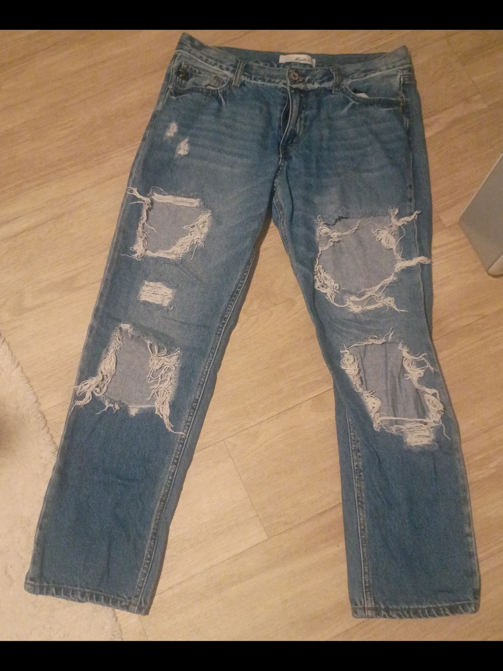 Kancan destroyed Mom Jeans